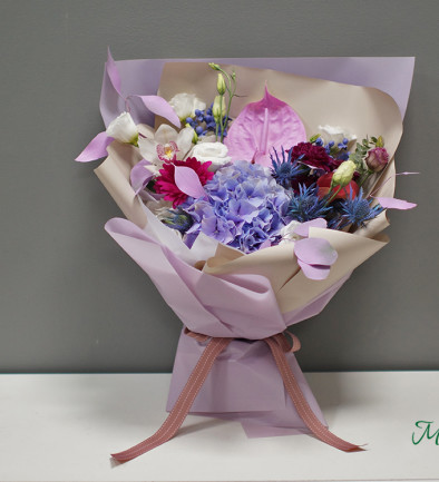 Bouquet with hydrangea, orchid, anthurium, and lisianthus photo 394x433